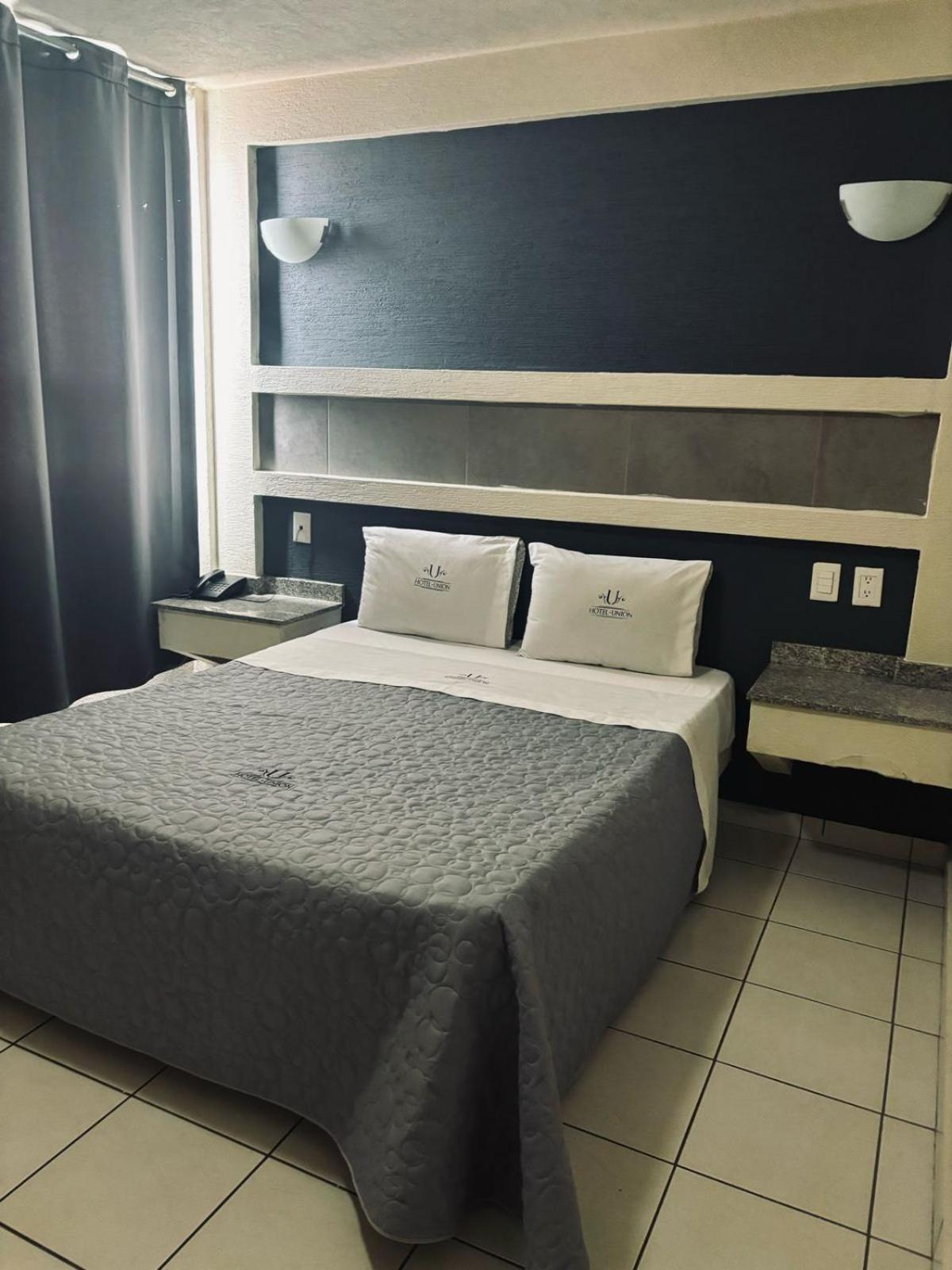 Hotel Union グアダラハラ エクステリア 写真