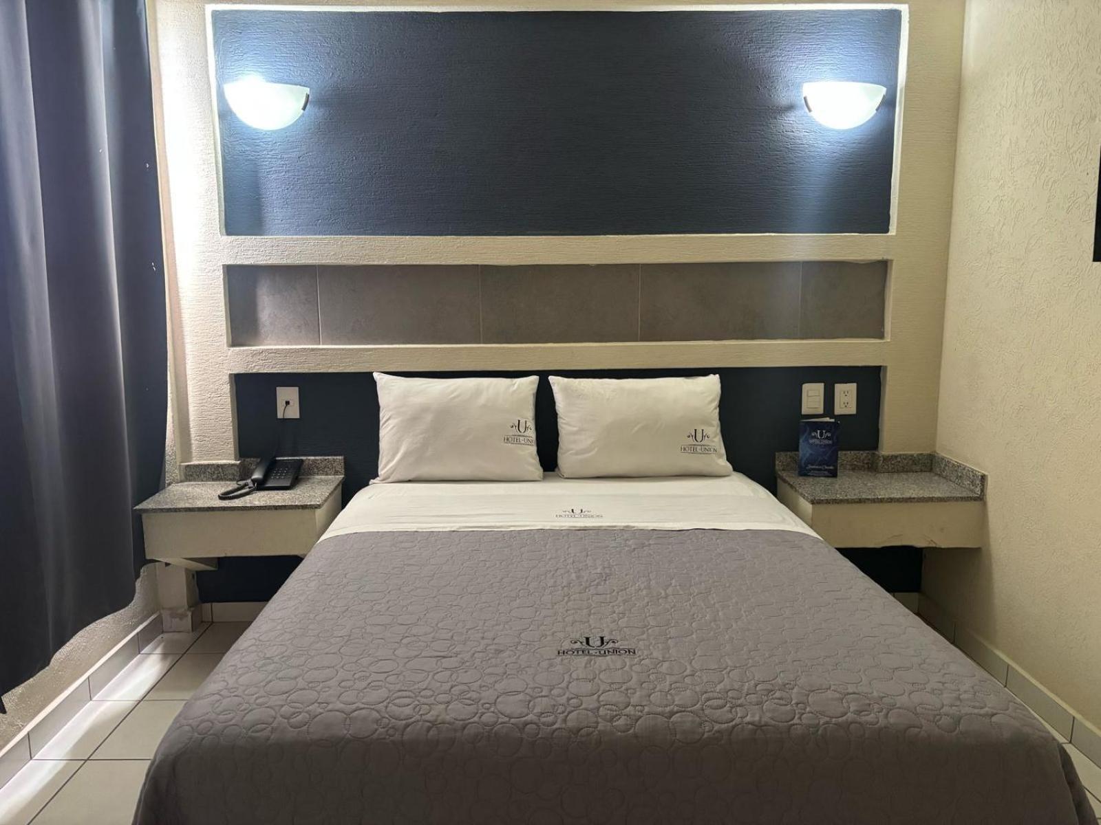 Hotel Union グアダラハラ エクステリア 写真